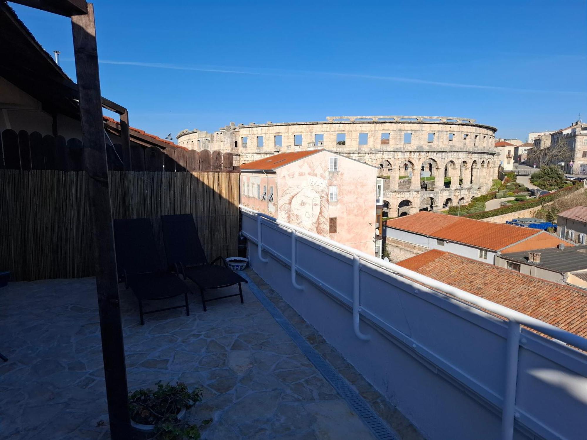 Terrace Dream View Over Amphitheatre Pula Extérieur photo